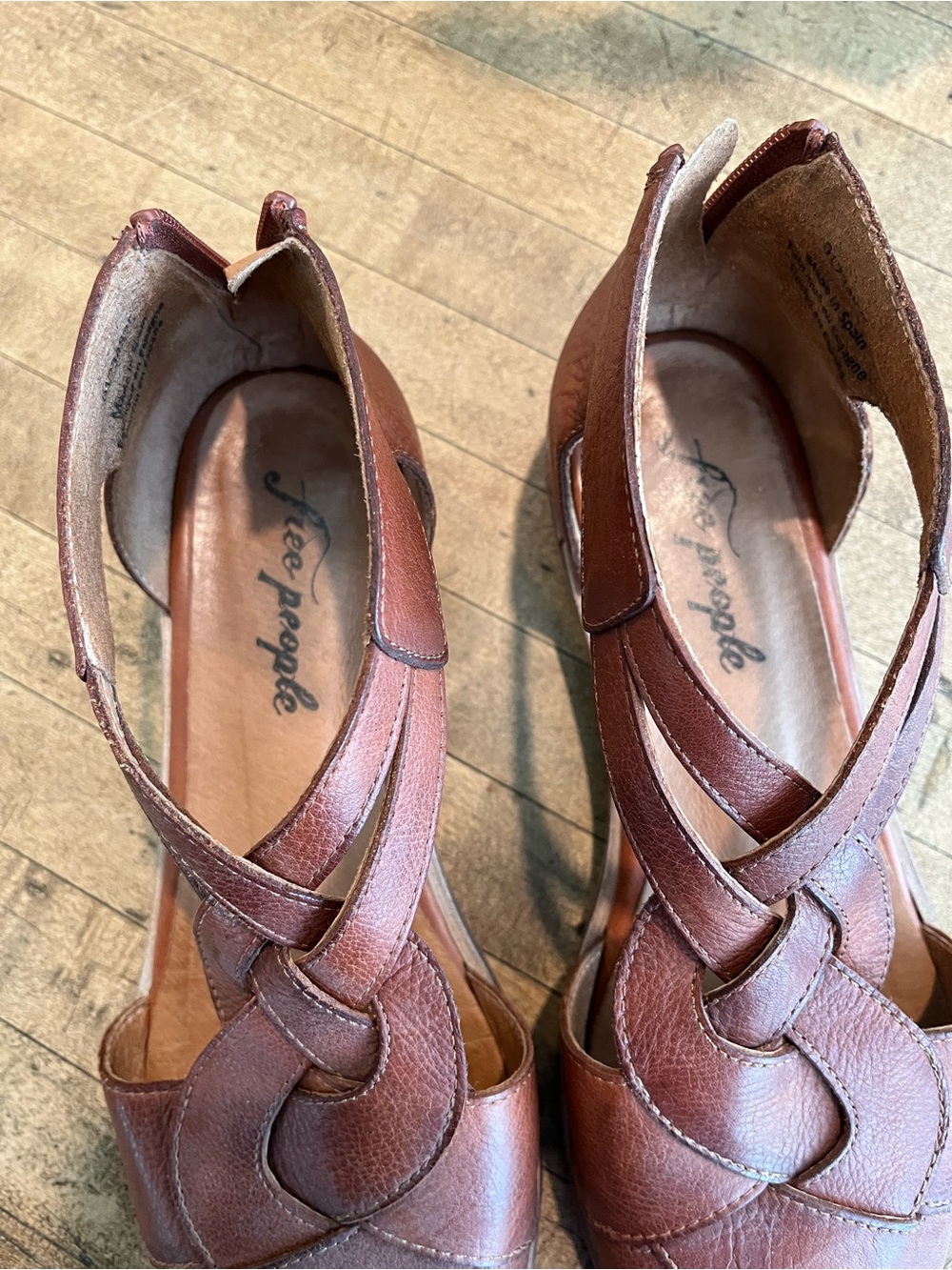♥️ Free People Shoes - Picture 6 of 8